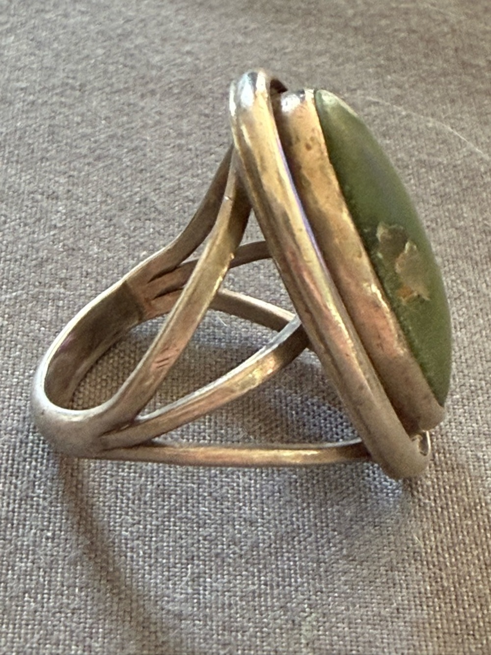 💚Vintage Navajo Sterling Silver Green Stone Ring Handmade Southwest Sz 6.5 - Picture 7 of 7